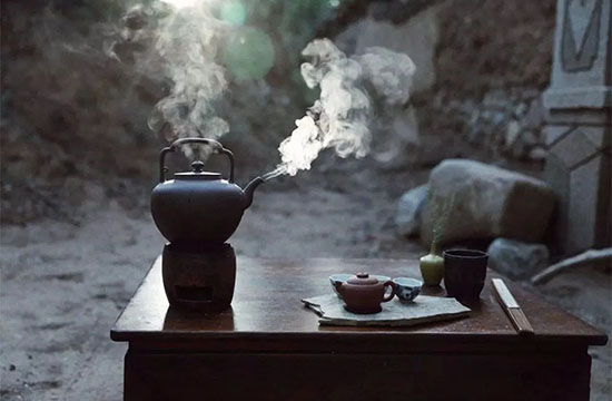 圍爐煮茶|適合煮著喝的茶有哪些？[精制鋼圍爐|炭火爐|圍爐茶桌]