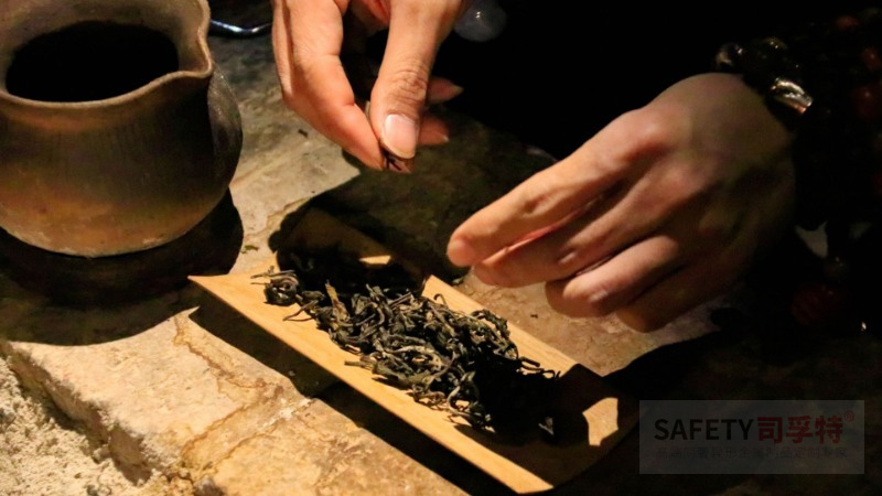從“火塘烤茶”到“圍爐煮茶”，傳承中華茶文化 [精制鋼圍爐茶桌|炭火爐](圖2)
