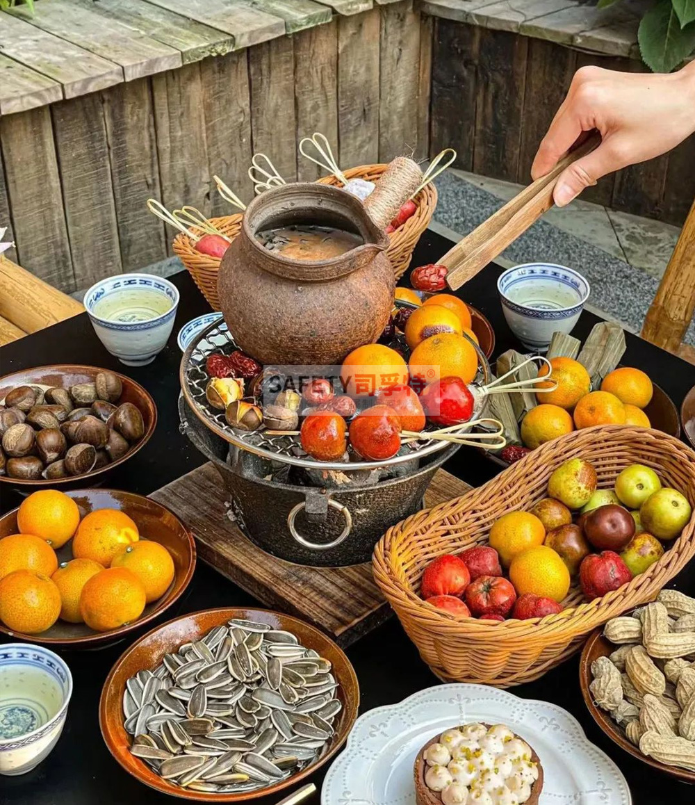 圍爐煮茶刷屏，一起來感受古詩詞中的茶風(fēng)茶韻「圍爐茶桌，炭火爐」(圖1)
