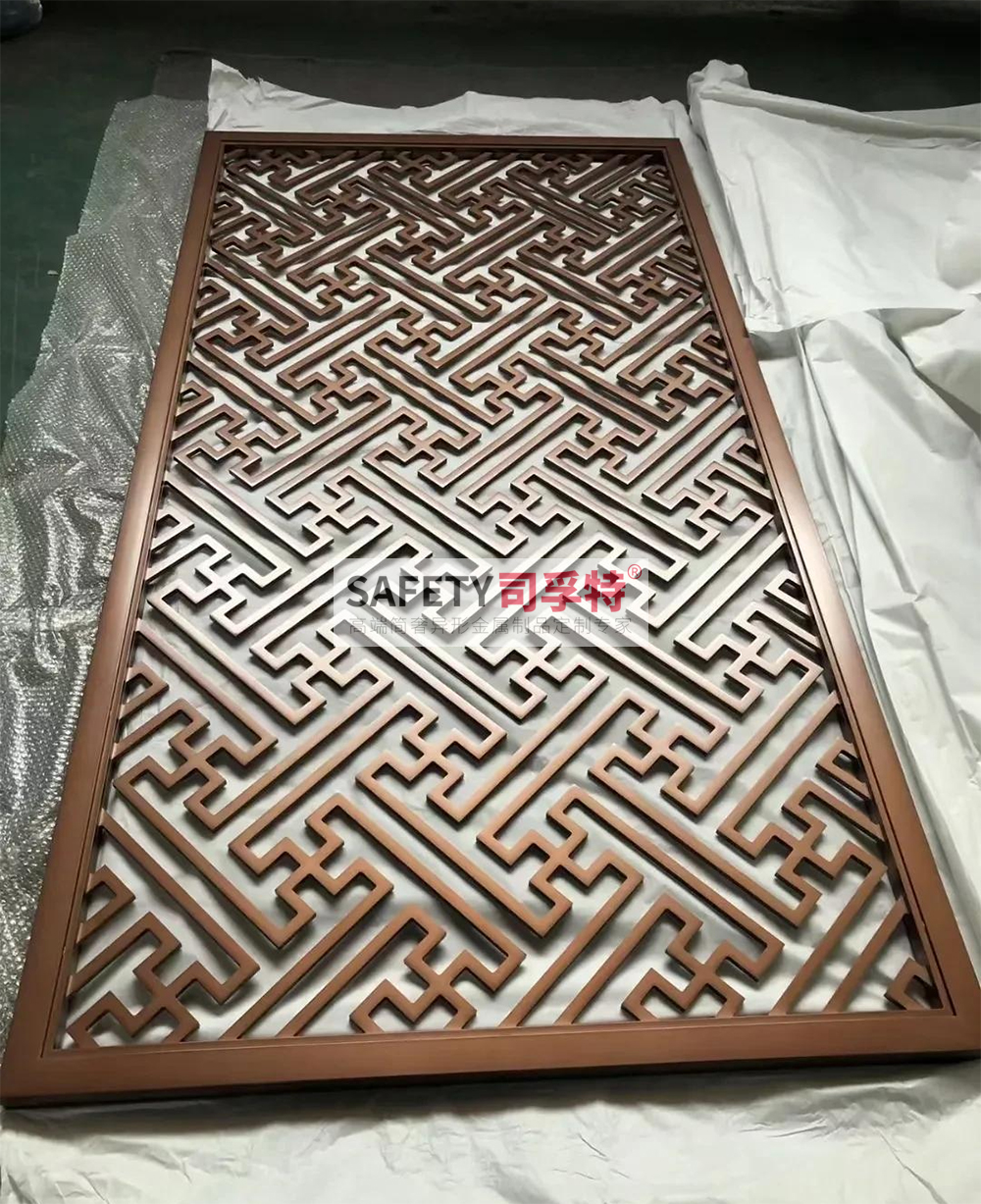 彩雕鋁屏風(fēng)隔斷，彰顯高端品質(zhì)[司孚特鋁雕屏風(fēng)隔斷](圖2)
