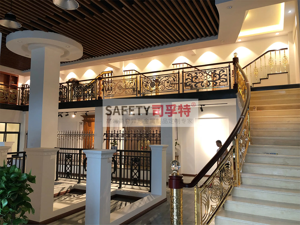 鋁藝鏤空雕花樓梯扶手：造型多樣，工藝成熟，彰顯高端品味(圖6)
