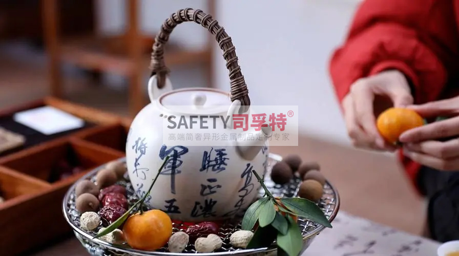 圍爐煮茶成民宿招牌項目，文旅行業(yè)需要“儀式感消費”[司孚特精制鋼圍爐](圖2)